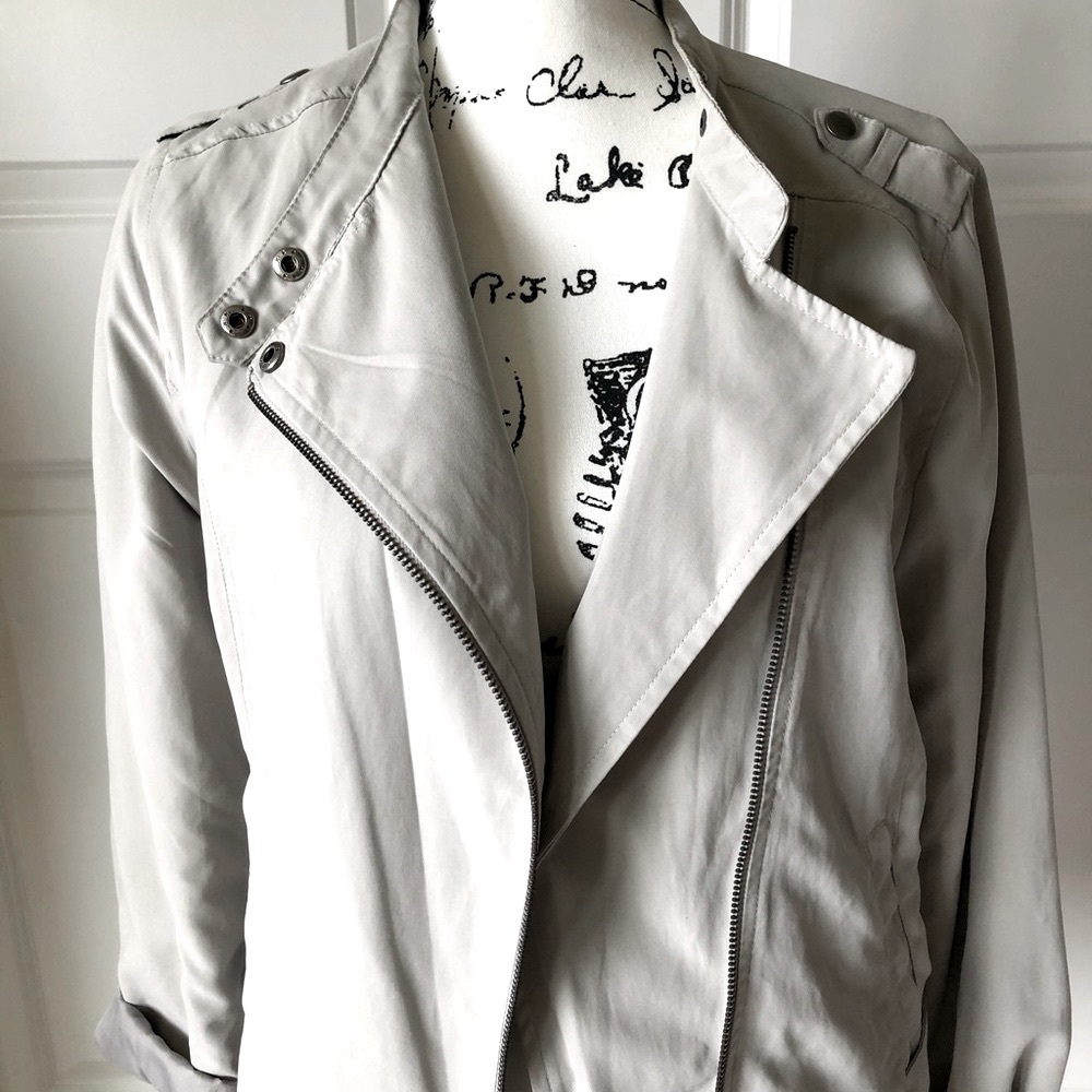 Light gray super soft jacket